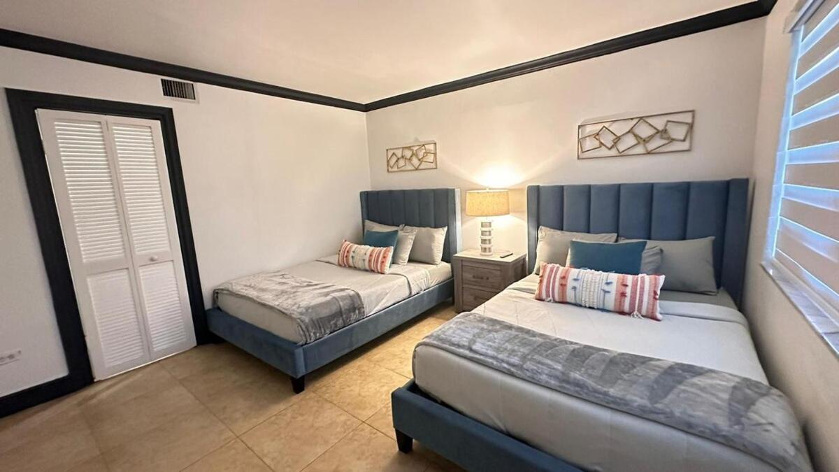 Luxury By Int Airport Holiday home